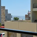 3 Manhattan On Coral
